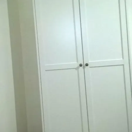 Lilia Stazione E Outlet Apartment *