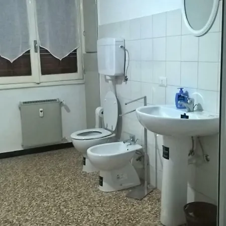 Lilia Stazione E Outlet