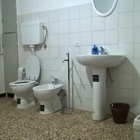 Apartment Lilia Stazione E Outlet *