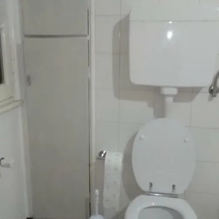 Apartment Lilia Stazione E Outlet *